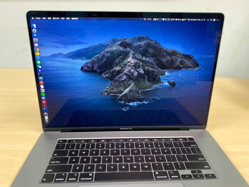 MacBook Pro 2019 16吋筆電螢幕視覺感受變大了