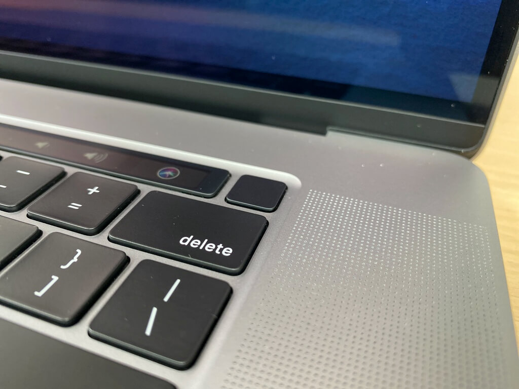 MacBook Pro 2019 16吋 將Touch ID也獨立出來了!