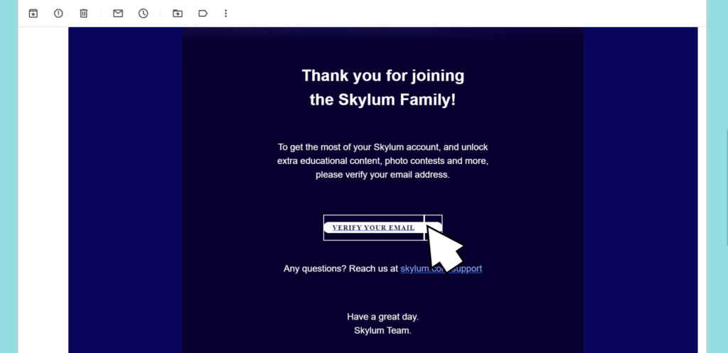 <p class="step">step 10</p> 打開註冊確認信後,點選中間按鈕「Verify Your Email」即可完成確認